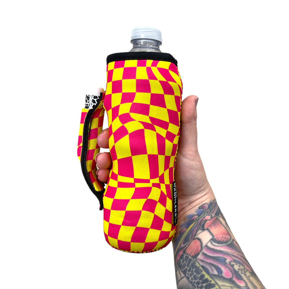 Retro Checkerboard 16-24oz Soda & Water Bottle / Tallboy Can Handler™